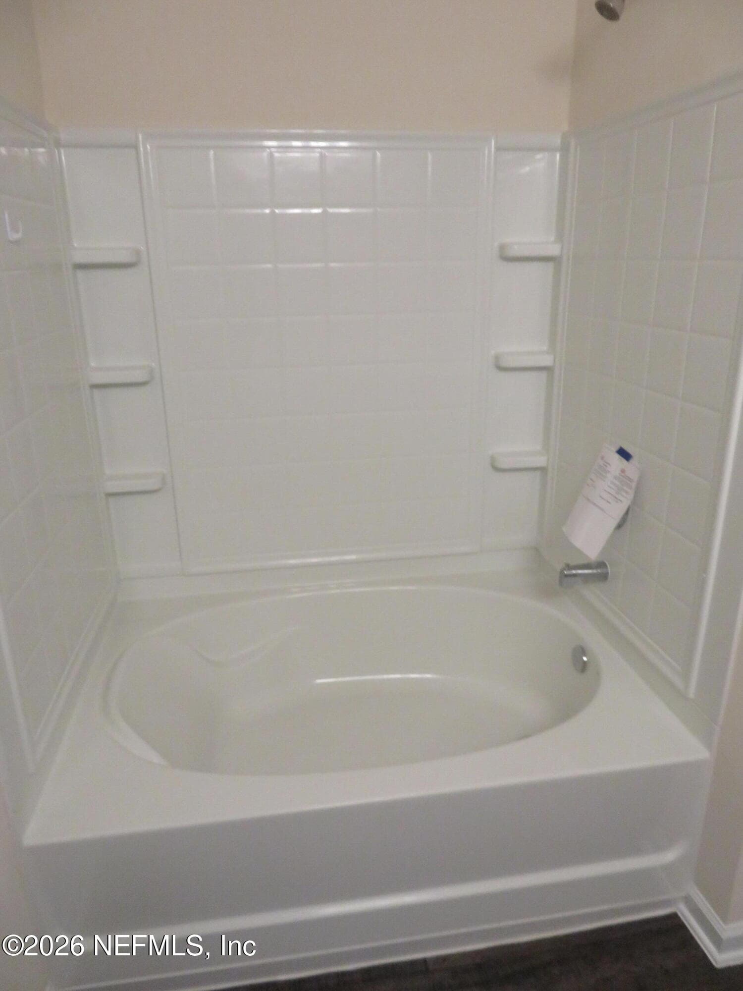 bath 1 - tub & shower — 2678 OAK STREAM Drive, Green Cove Springs, FL 32043