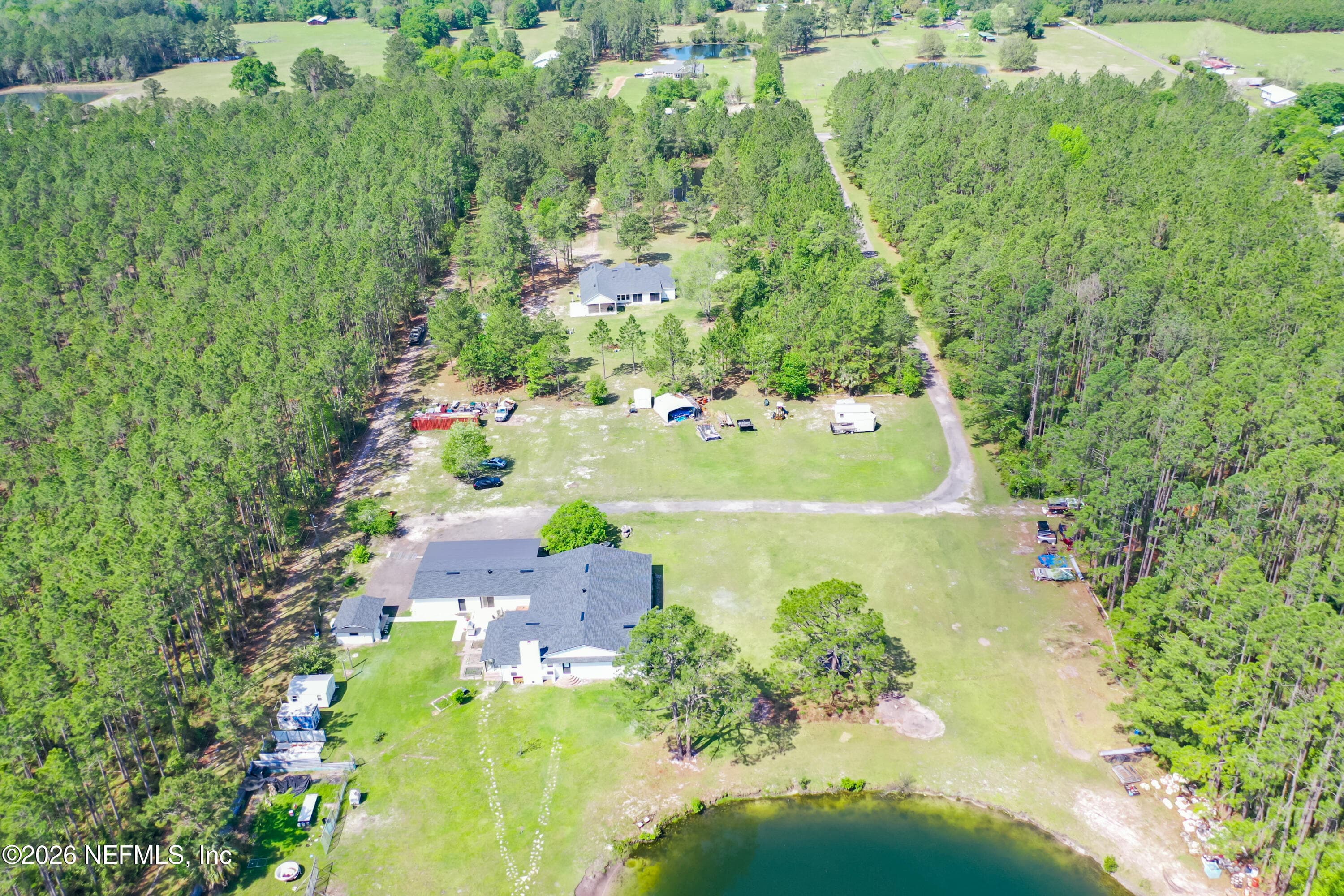 Photo 4 of 26504 SHEARED STOKES Road, Hilliard, FL 32046