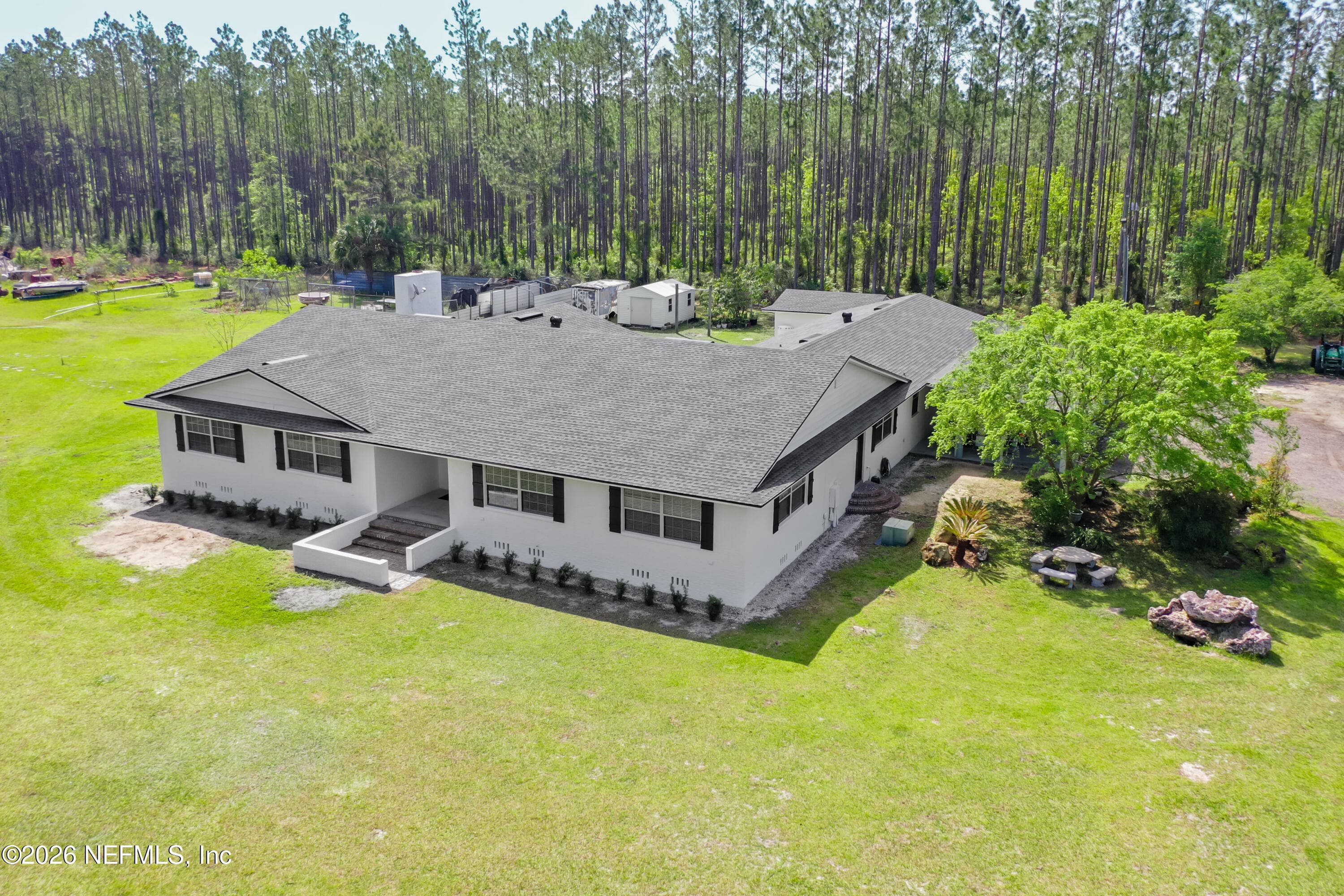 Photo 7 of 26504 SHEARED STOKES Road, Hilliard, FL 32046