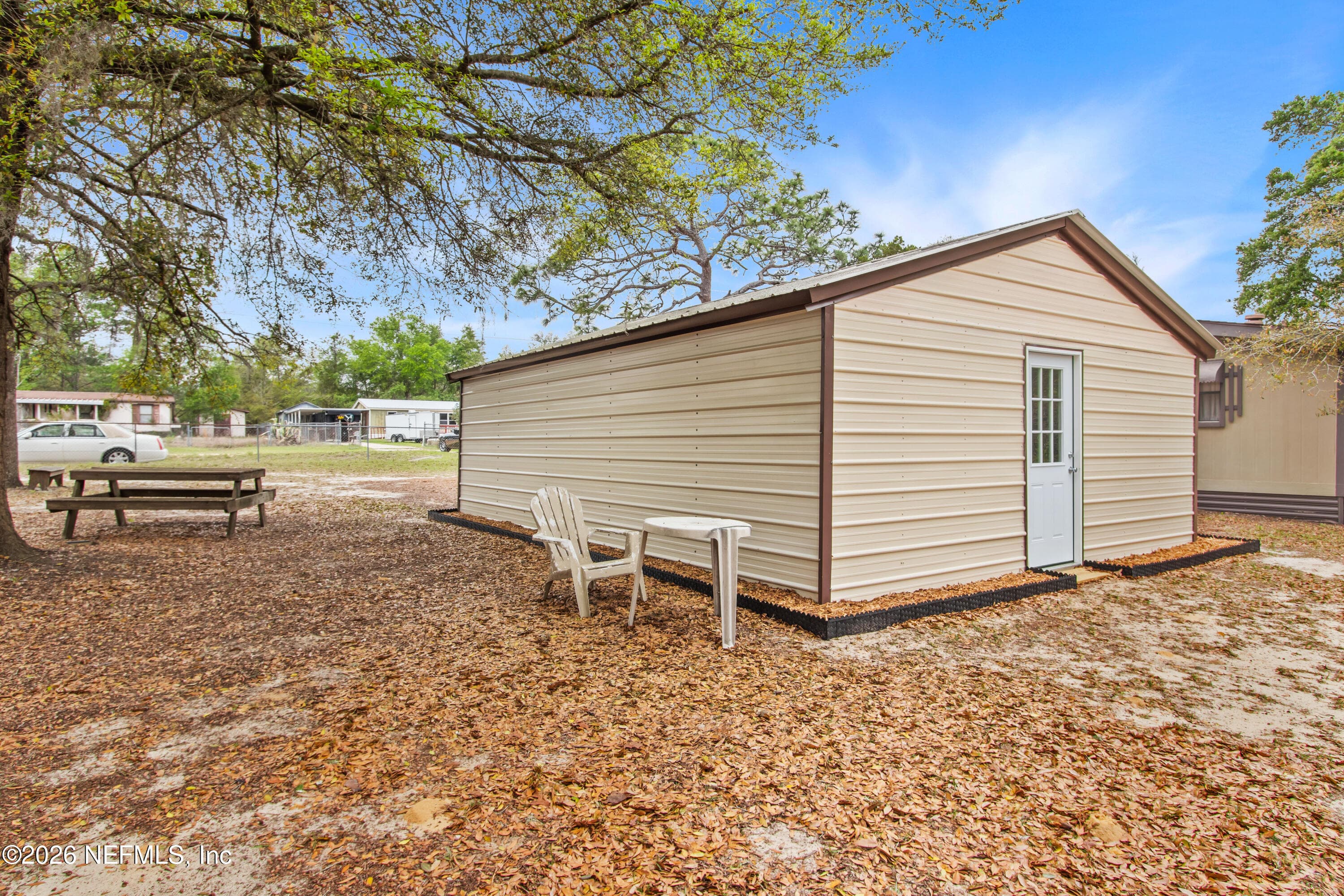 Photo 10 of 206 ANTHONY Avenue, Interlachen, FL 32148