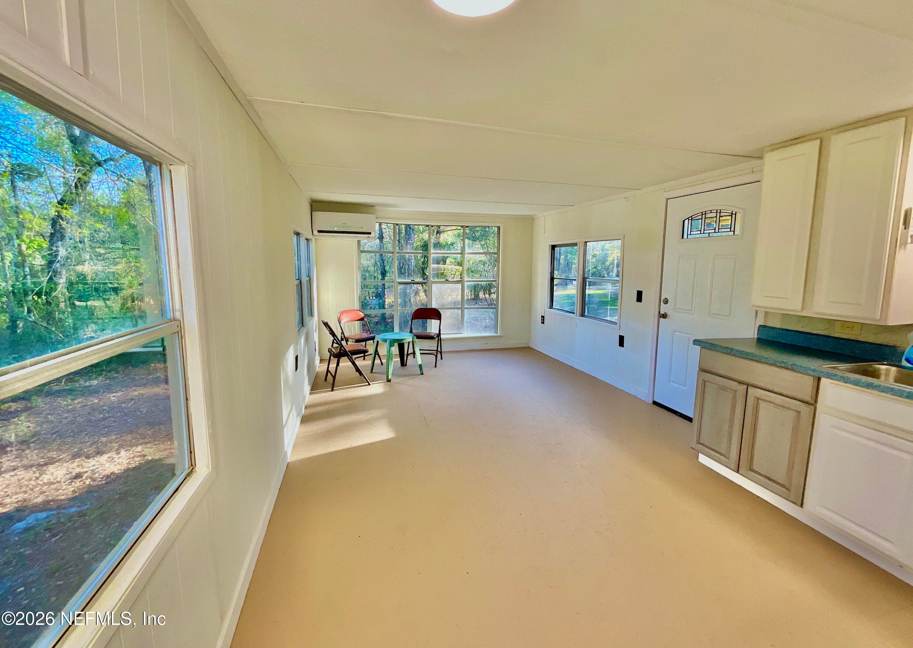 Photo 4 of 106 SPRUCE Road, Interlachen, FL 32148