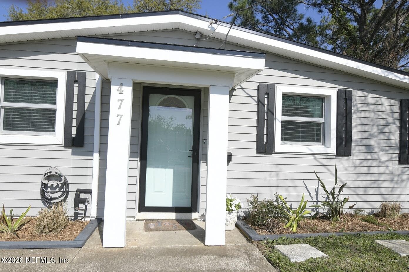 Photo 4 of 477 SAILFISH Drive E, Atlantic Beach, FL 32233