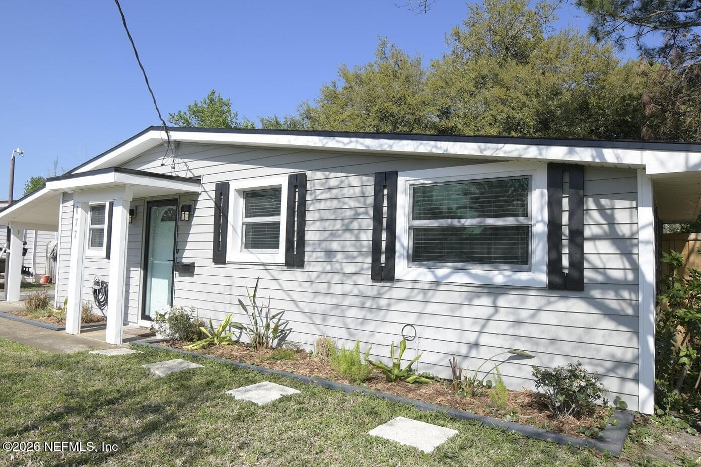 Photo 5 of 477 SAILFISH Drive E, Atlantic Beach, FL 32233