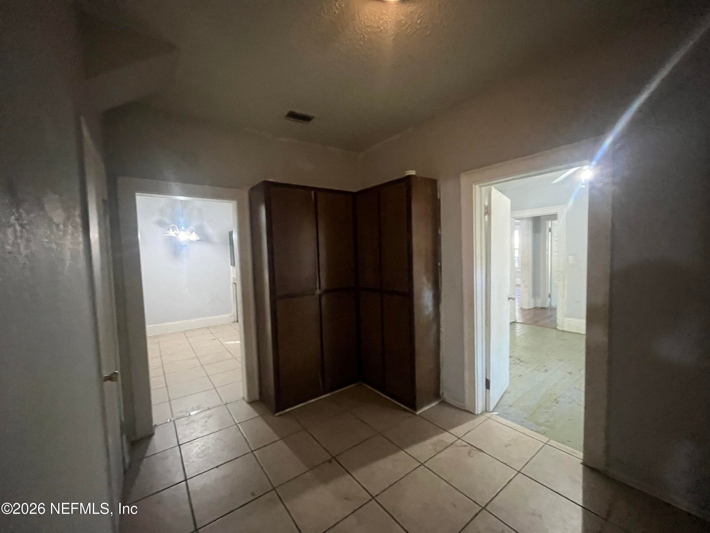 Photo 14 of 652 FERN Street, Jacksonville, FL 32206