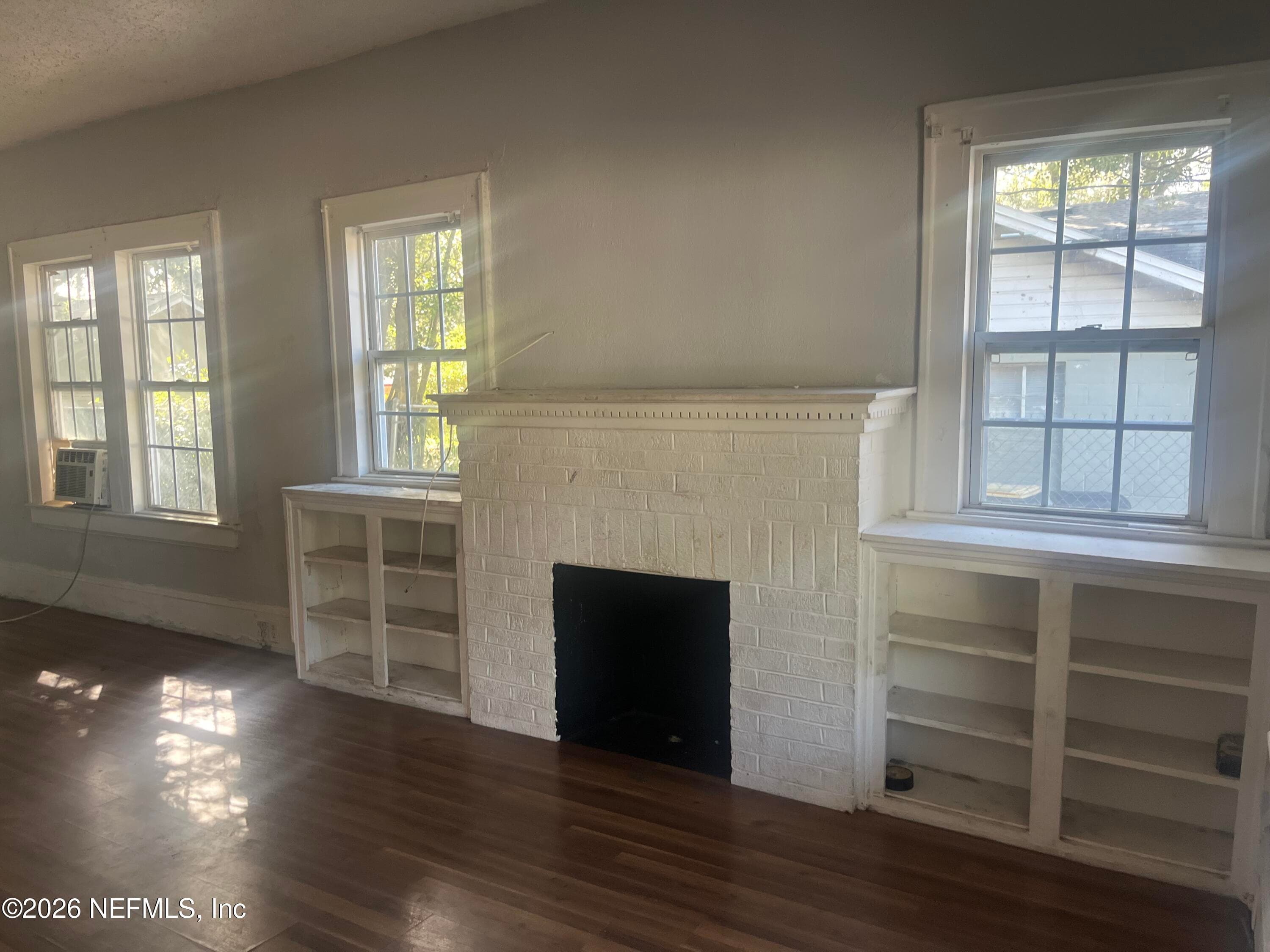 Photo 6 of 652 FERN Street, Jacksonville, FL 32206