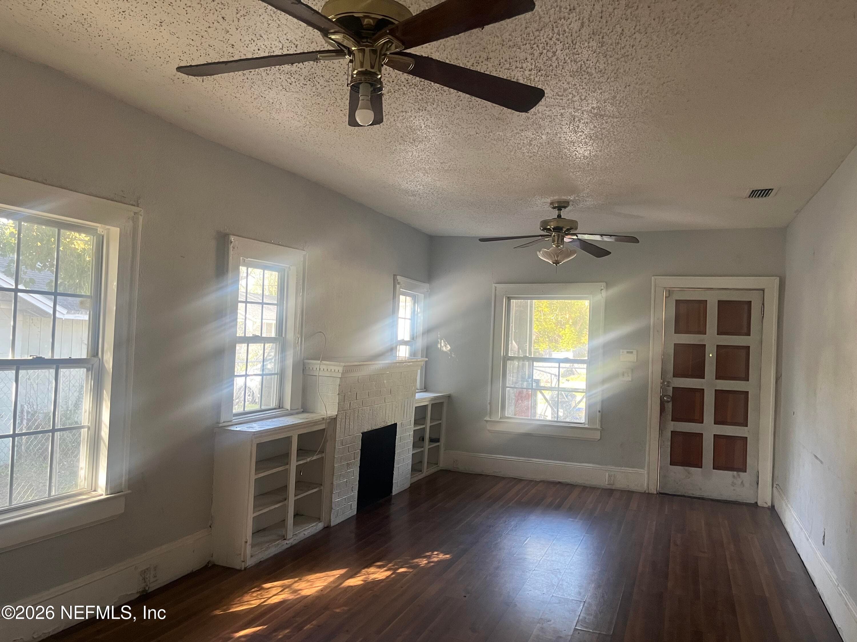 Photo 8 of 652 FERN Street, Jacksonville, FL 32206