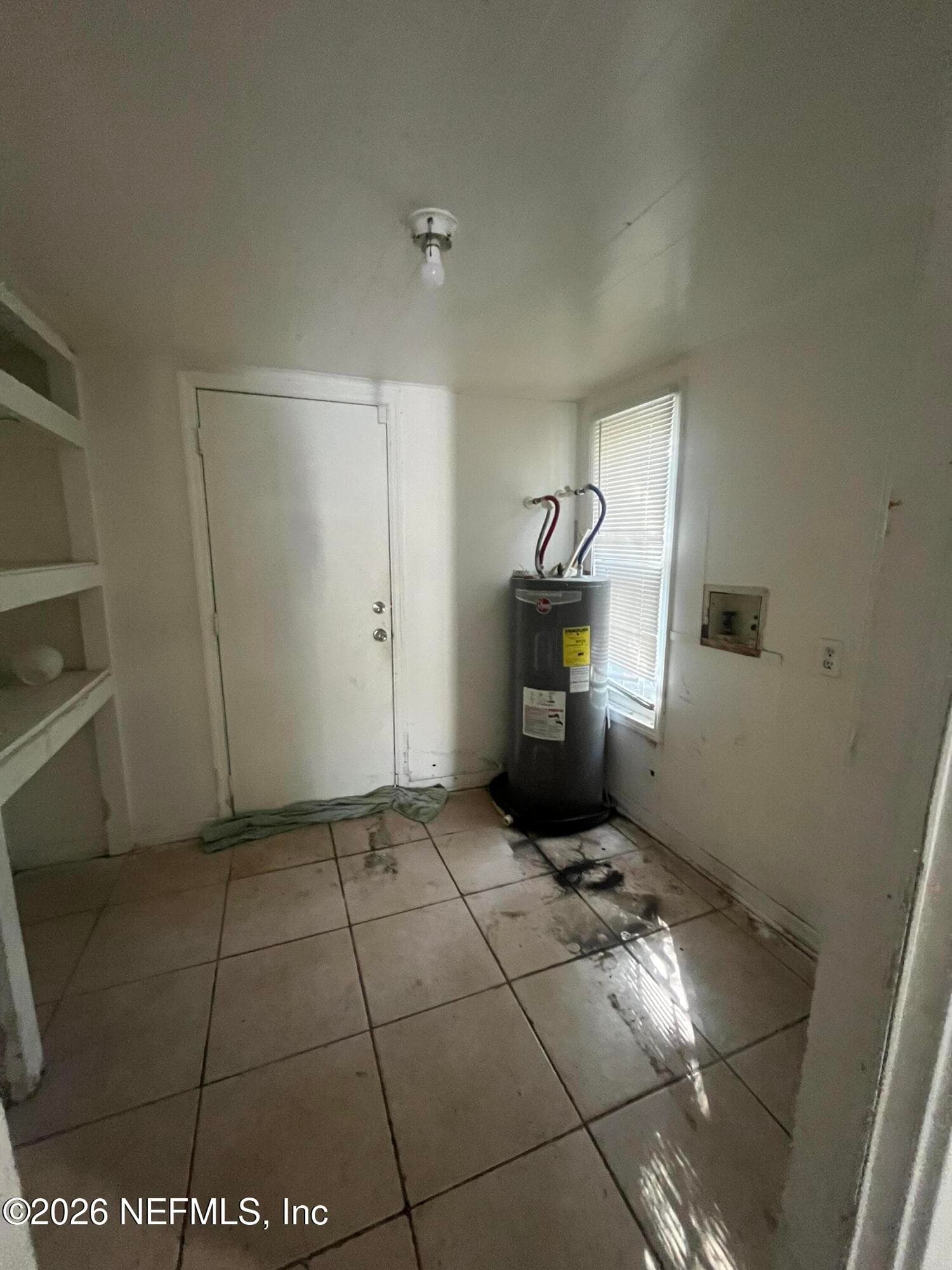 Photo 11 of 652 FERN Street, Jacksonville, FL 32206
