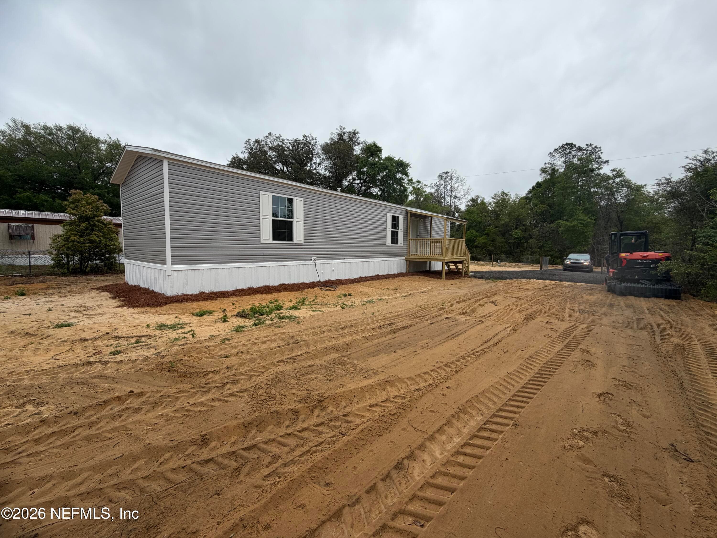 Photo 7 of 213 MILTON Avenue, Interlachen, FL 32148