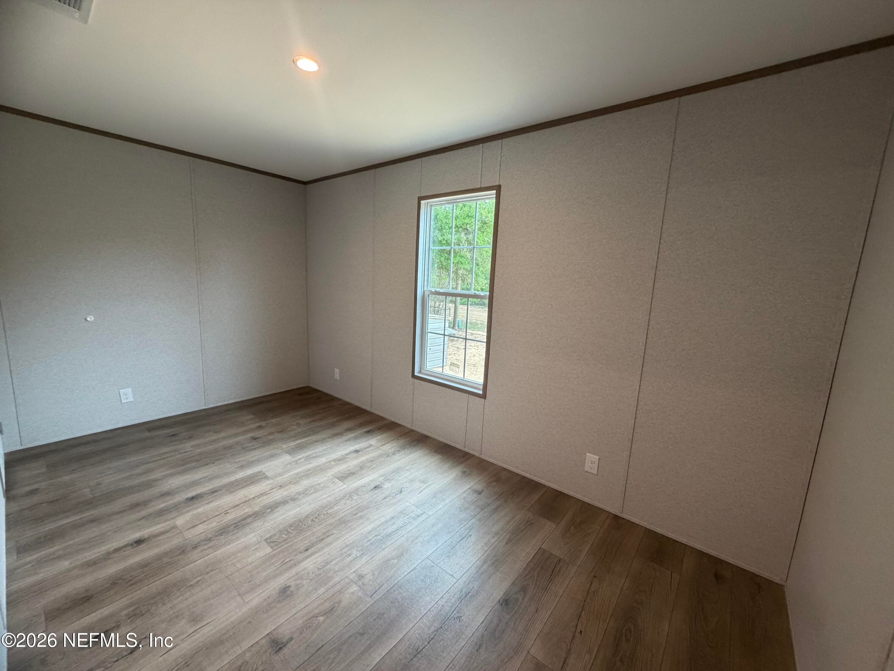 Photo 19 of 213 MILTON Avenue, Interlachen, FL 32148