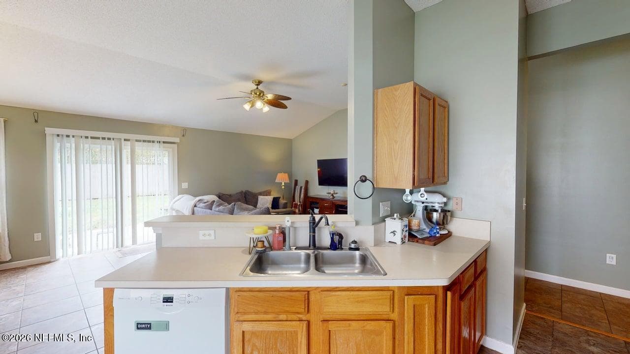 Photo 10 of 3559 WHISPER CREEK Boulevard, Middleburg, FL 32068
