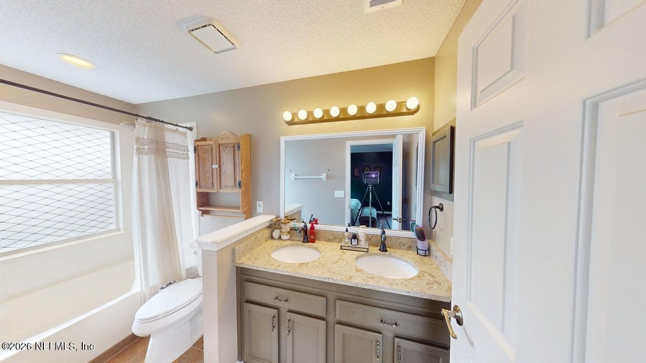 Photo 15 of 3559 WHISPER CREEK Boulevard, Middleburg, FL 32068
