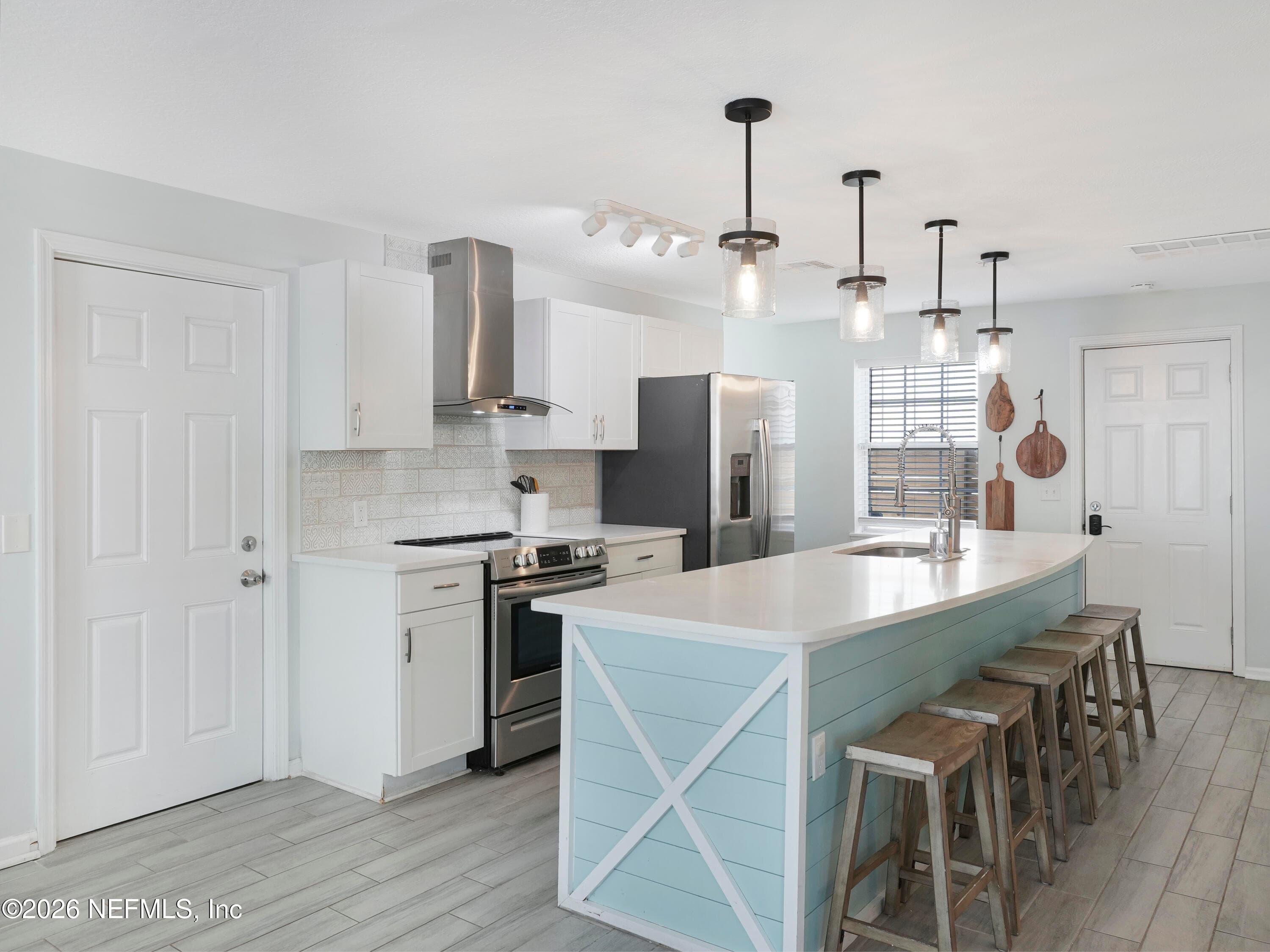 Photo 10 of 926 2ND Street S A, Jacksonville Beach, FL 32250