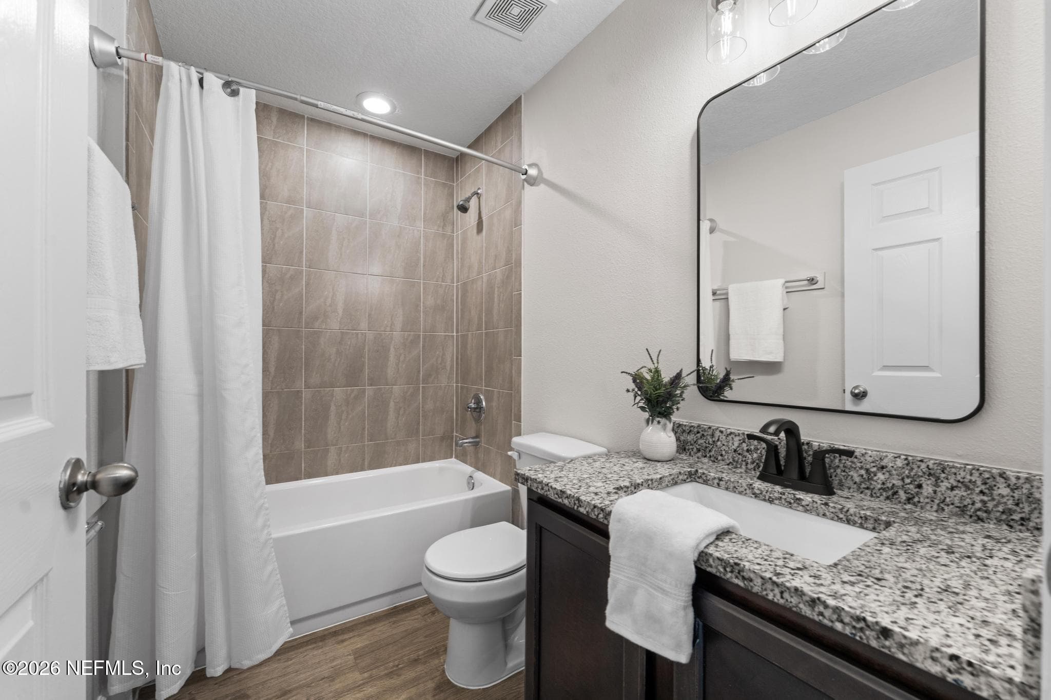 Photo 7 of 128 S 10TH Street, Jacksonville Beach, FL 32250