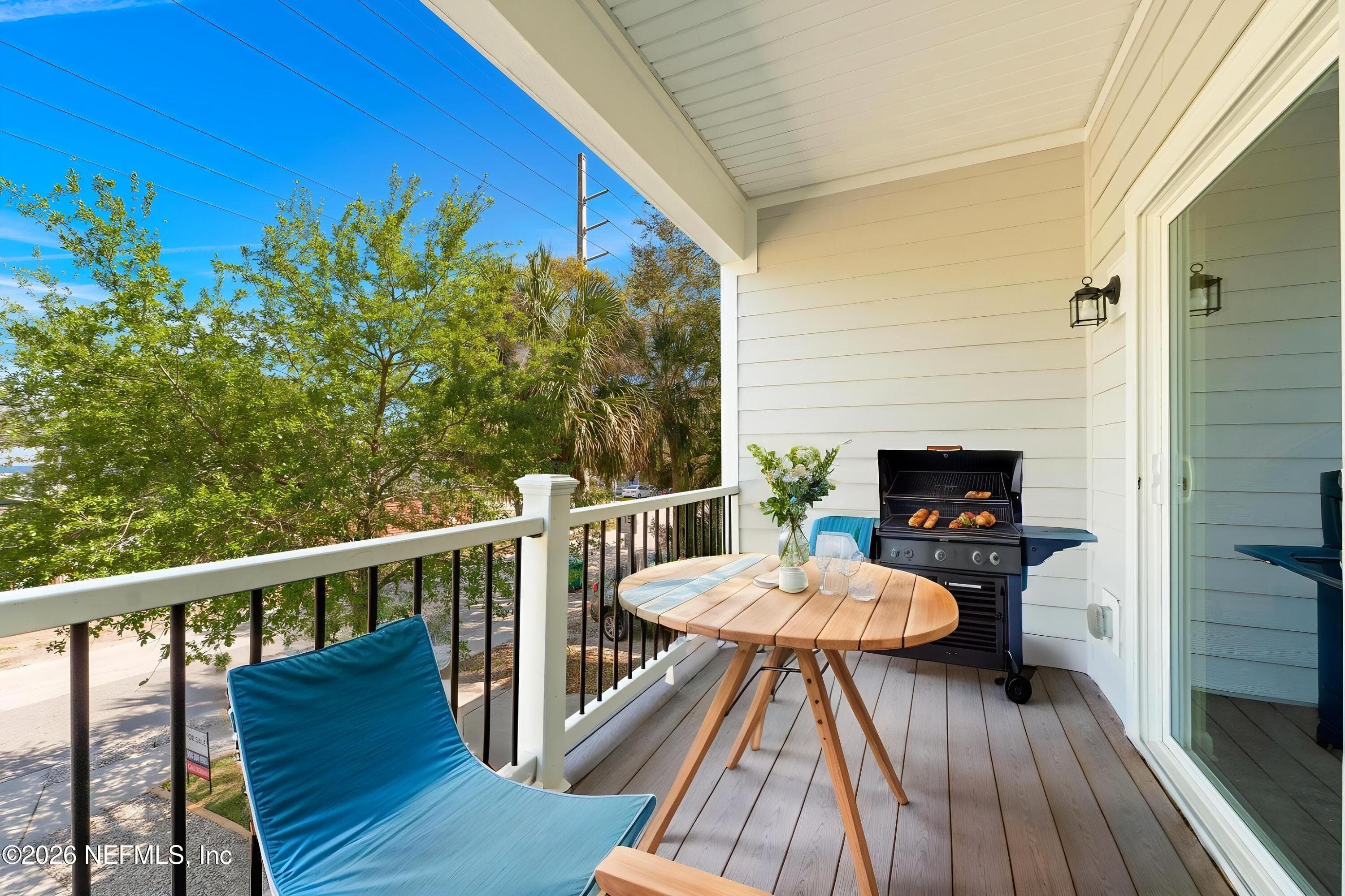 *virtually staged photo* — 128 S 10TH Street, Jacksonville Beach, FL 32250