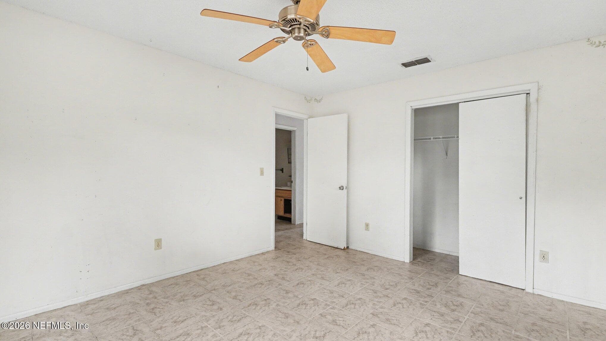 Photo 9 of 808 COUNTY ROAD 20A, Hawthorne, FL 32640