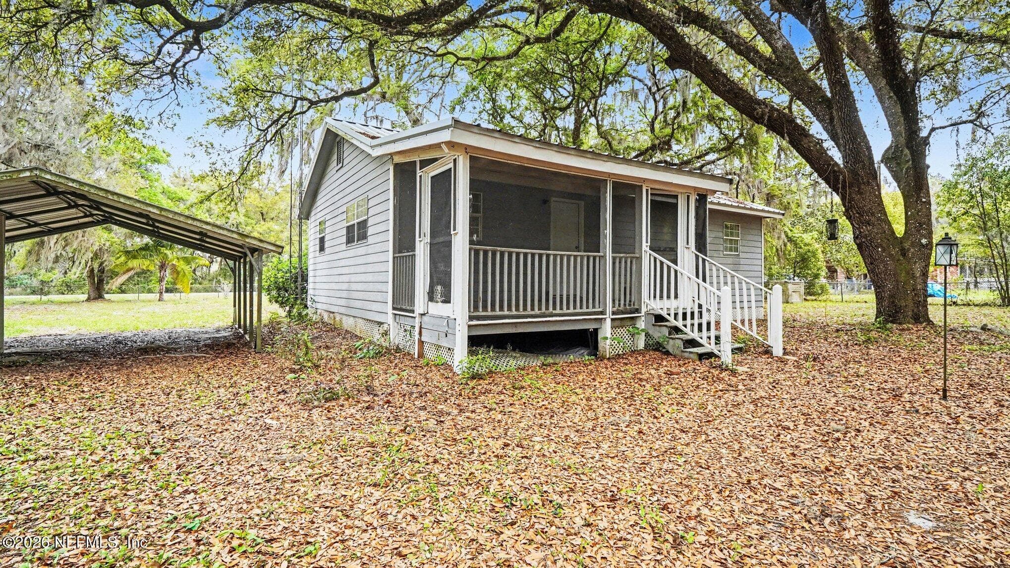Photo 13 of 808 COUNTY ROAD 20A, Hawthorne, FL 32640