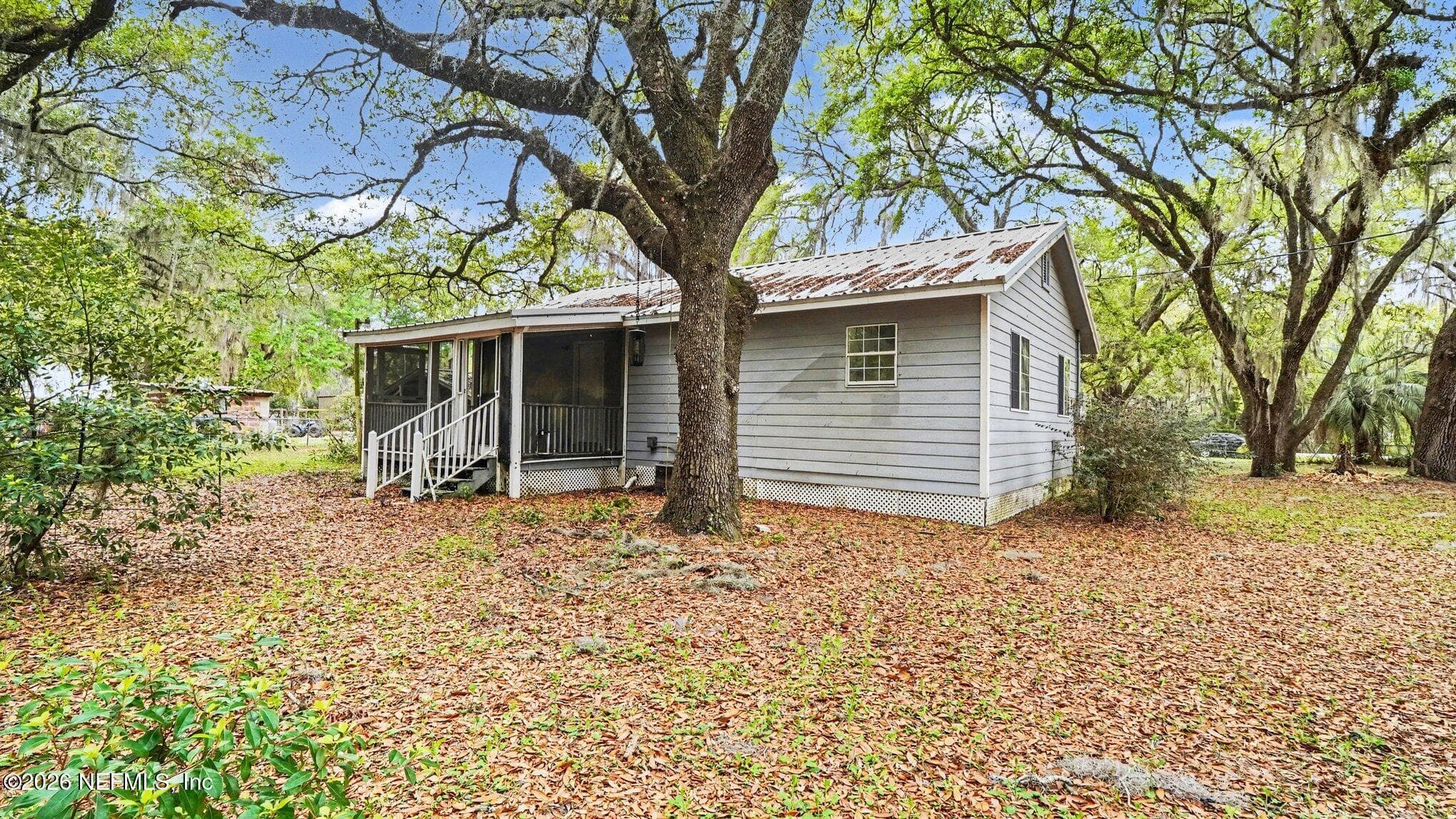 Photo 14 of 808 COUNTY ROAD 20A, Hawthorne, FL 32640