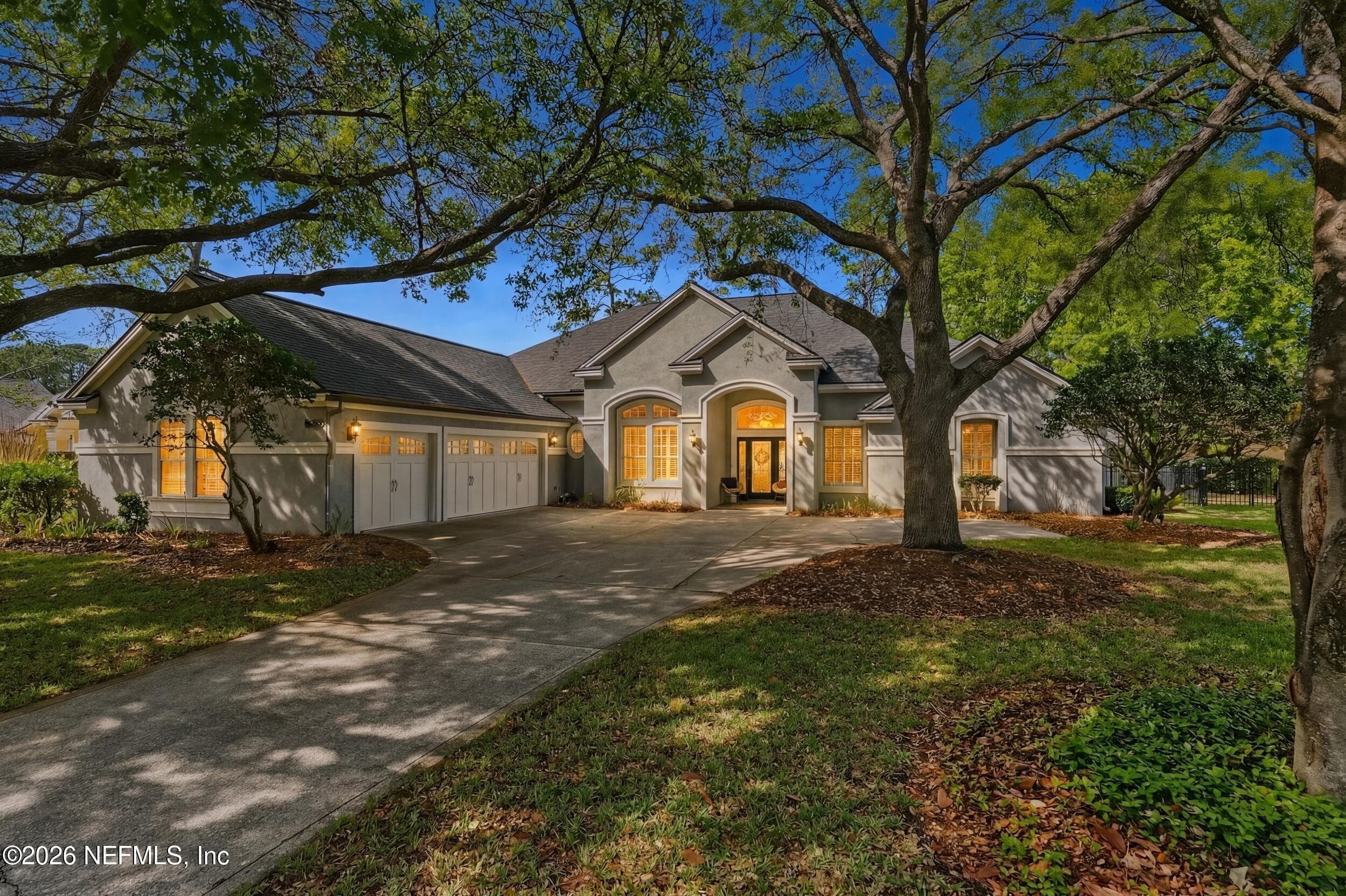 Photo 2 of 12925 HUNTLEY MANOR Drive, Jacksonville, FL 32224