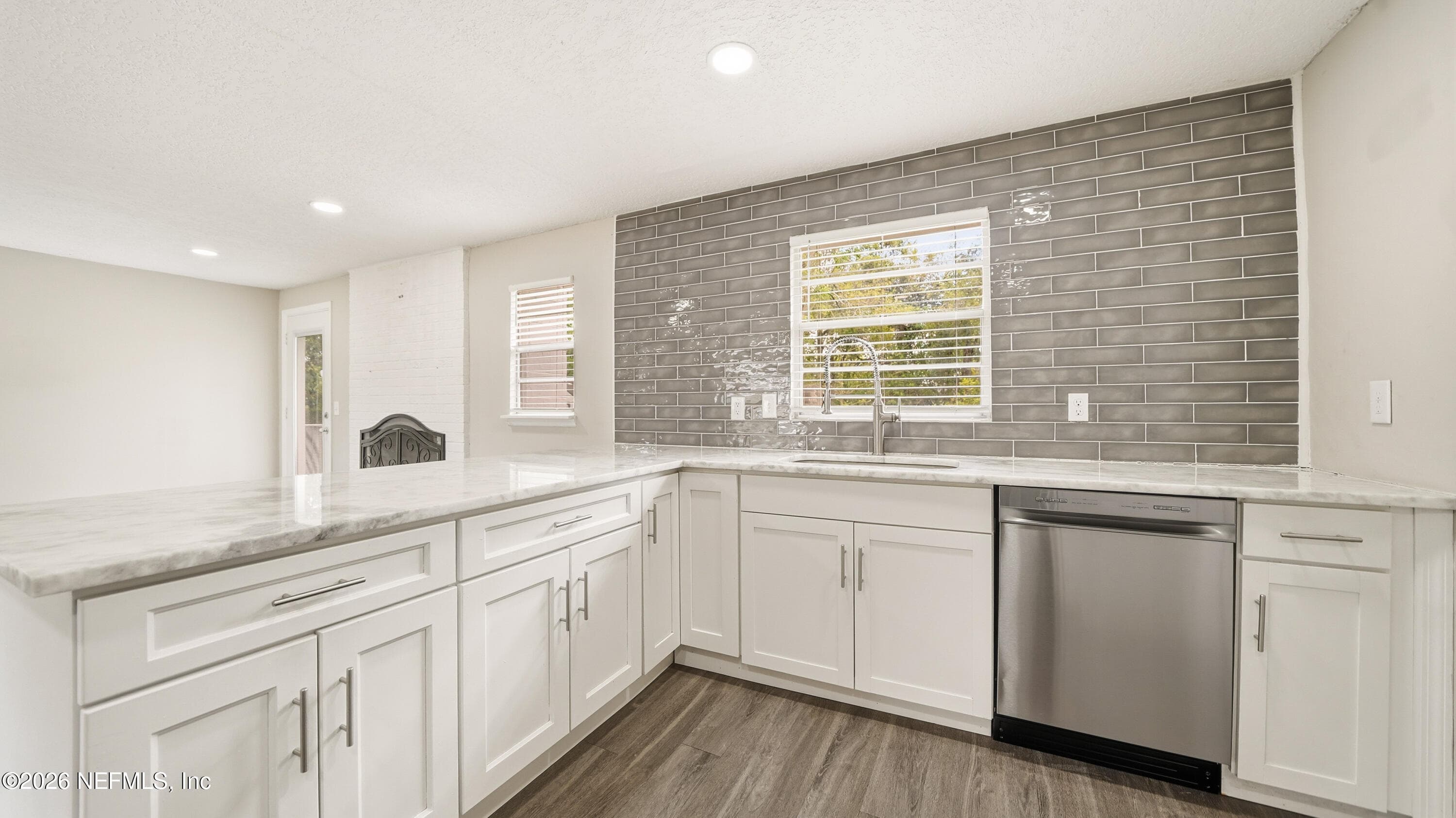 Photo 6 of 586 MADEIRA Drive, Orange Park, FL 32073