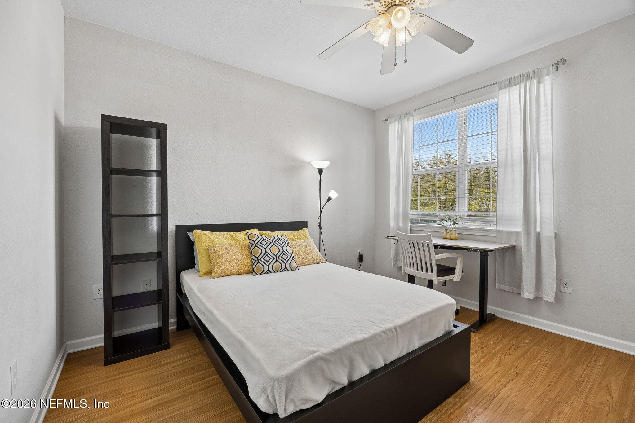 Spacious primary bedroom with en-suite and walk-in closet — 440 S VILLA SAN MARCO Drive 201, St. Augustine, FL 32086