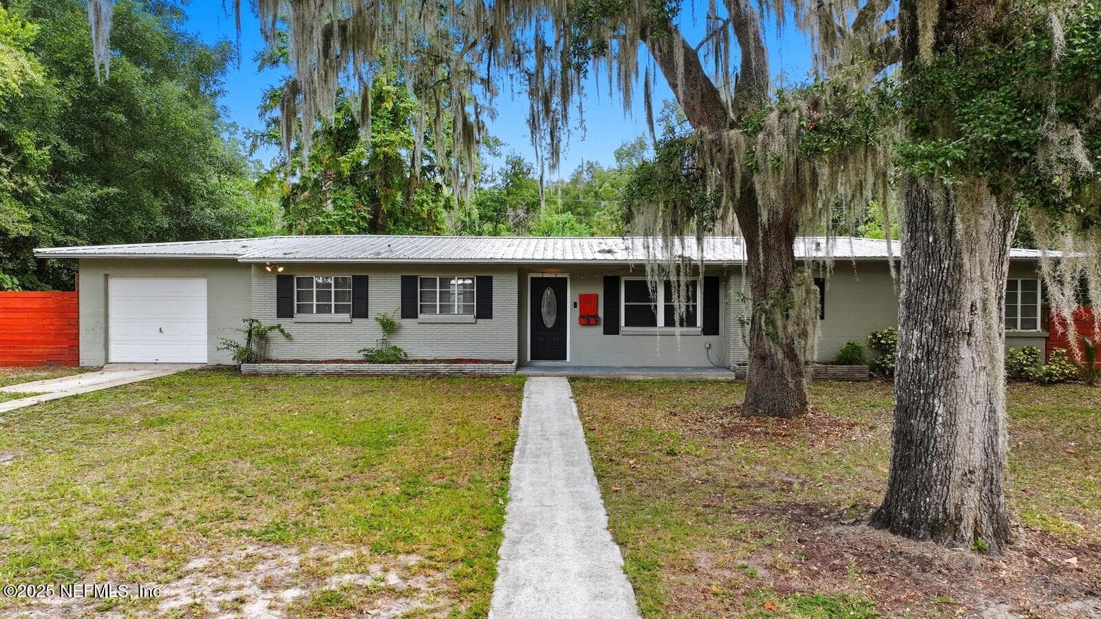 Photo 2 of 130 SW PEACH Street, Keystone Heights, FL 32656