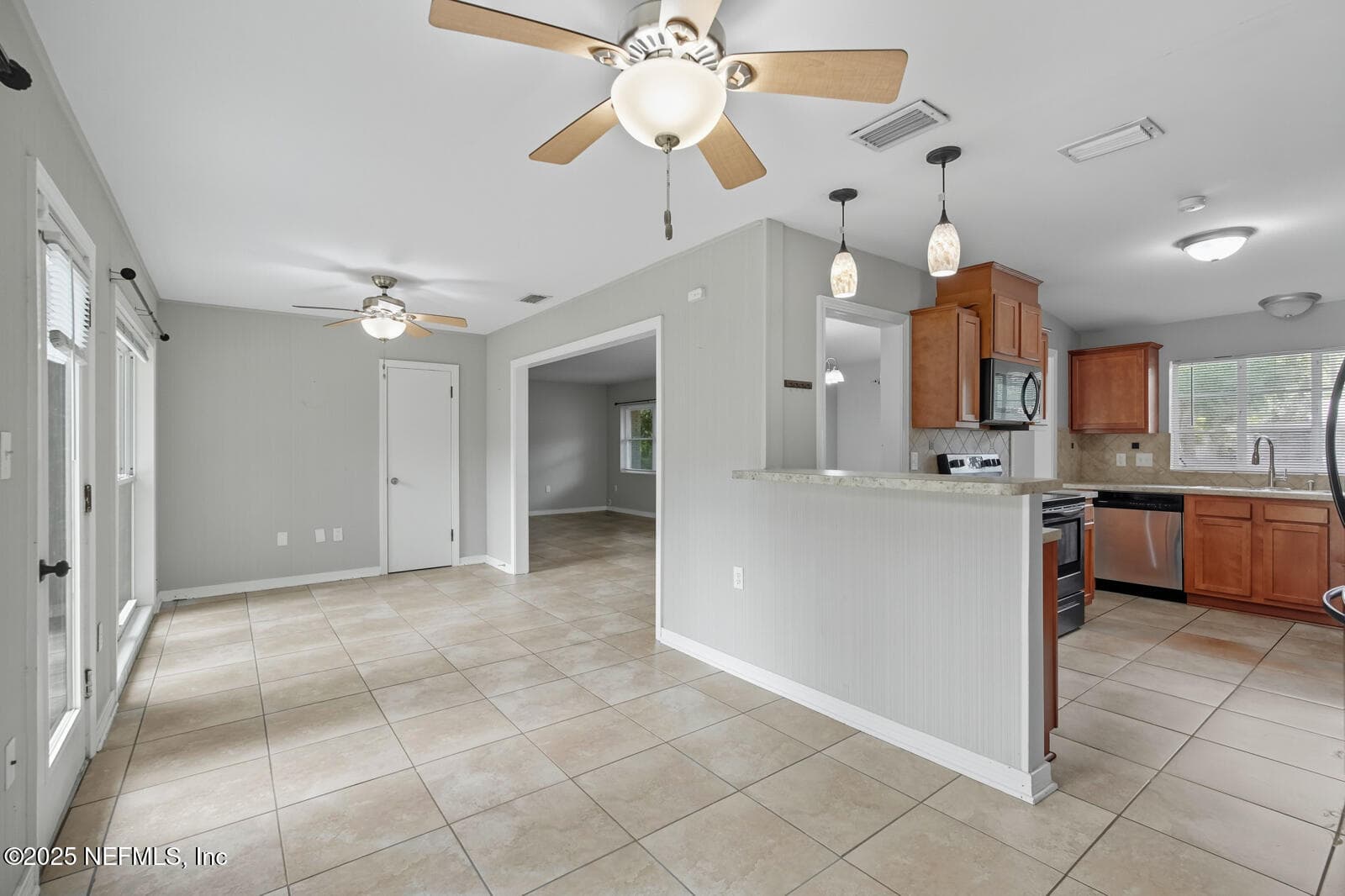 Photo 16 of 130 SW PEACH Street, Keystone Heights, FL 32656