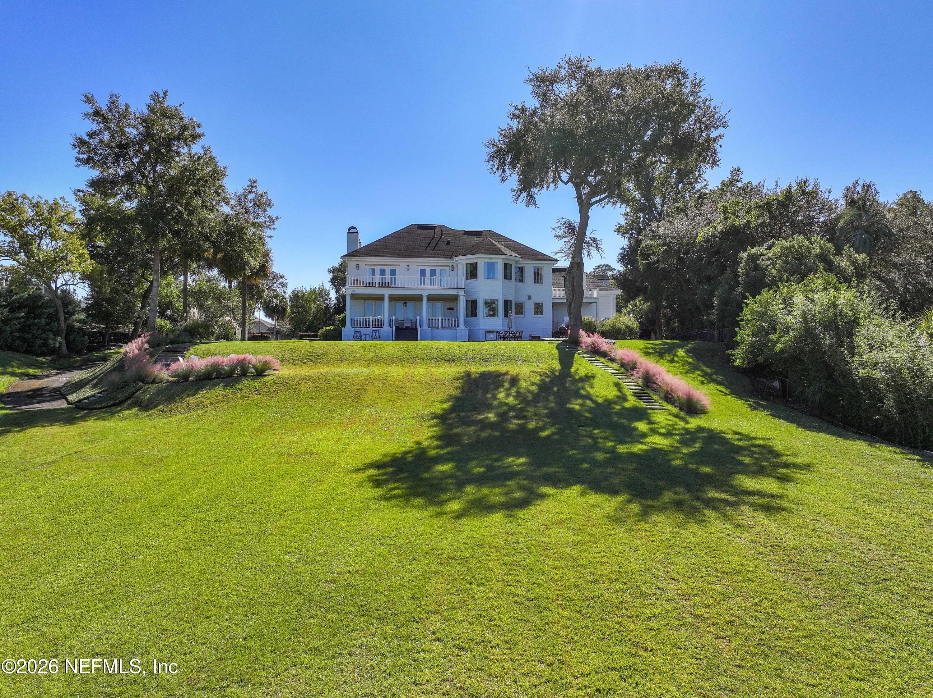 Land, Water, Dock, Privacy, Proximity to San Marco and Downtown - It would be hard to find anything better! — 4626 RIVER POINT Road W, Jacksonville, FL 32207