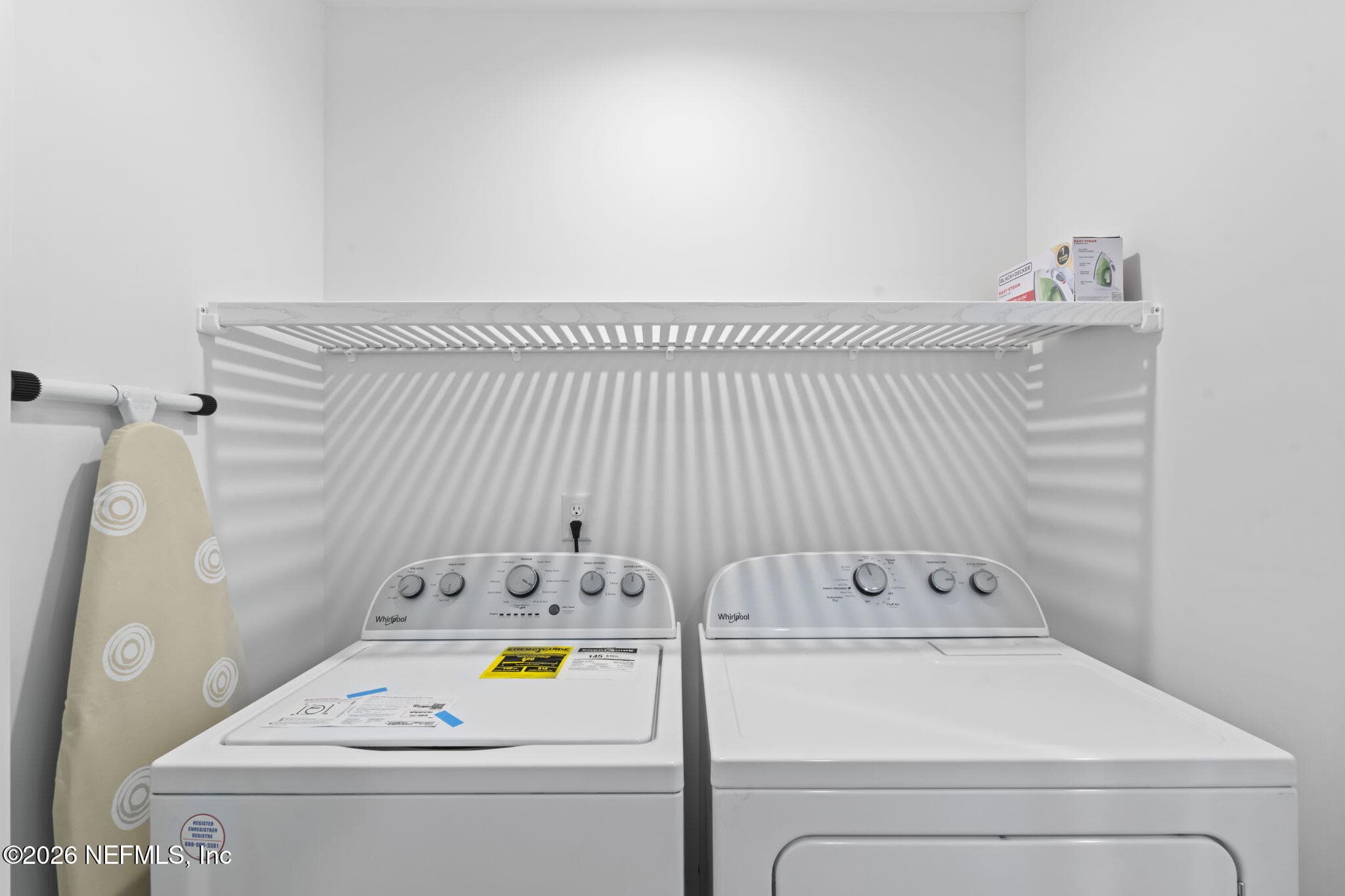 Includes washer/dryer — 921 2ND Avenue S, Jacksonville Beach, FL 32250