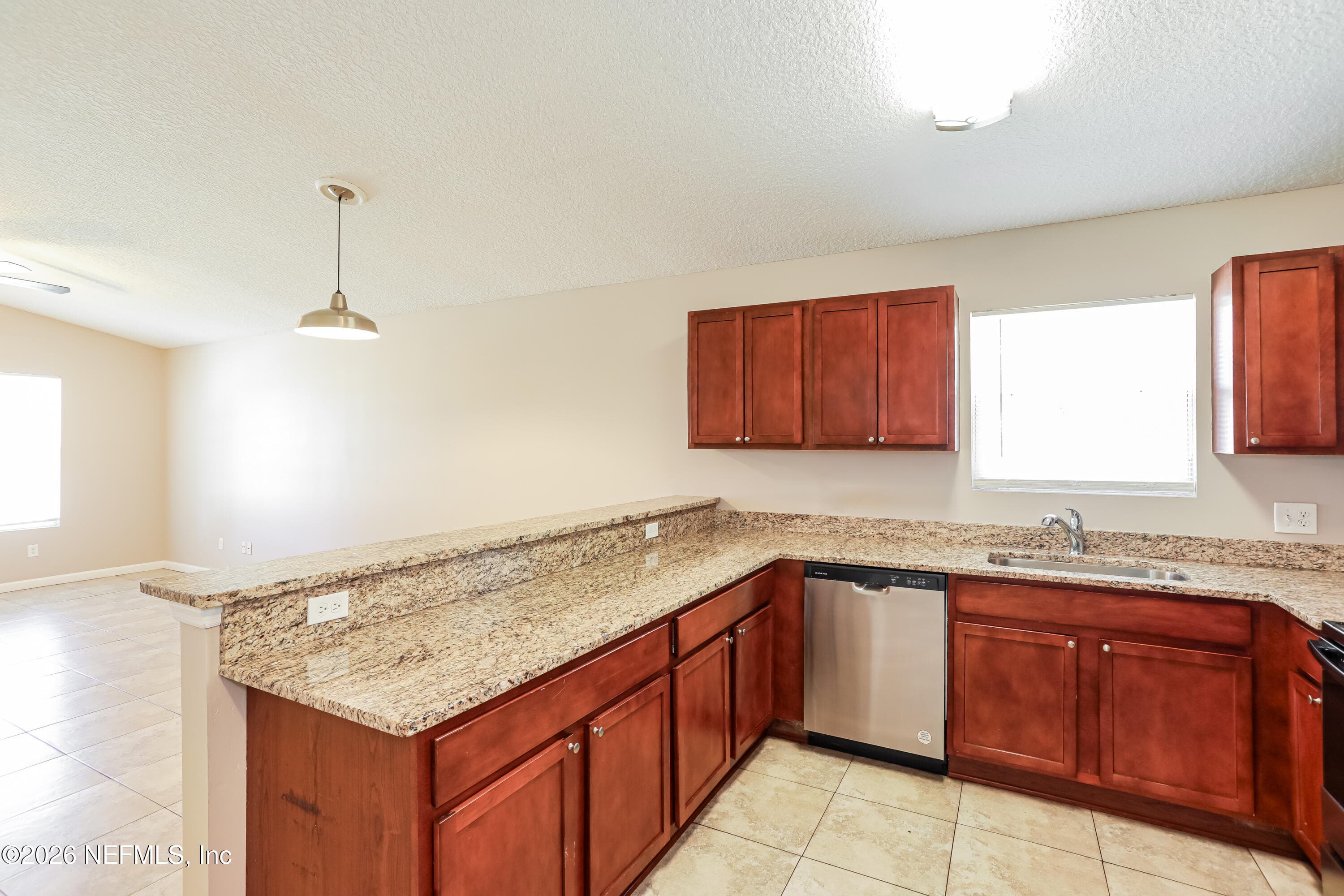 Photo 6 of 628 4TH Avenue S, Jacksonville Beach, FL 32250