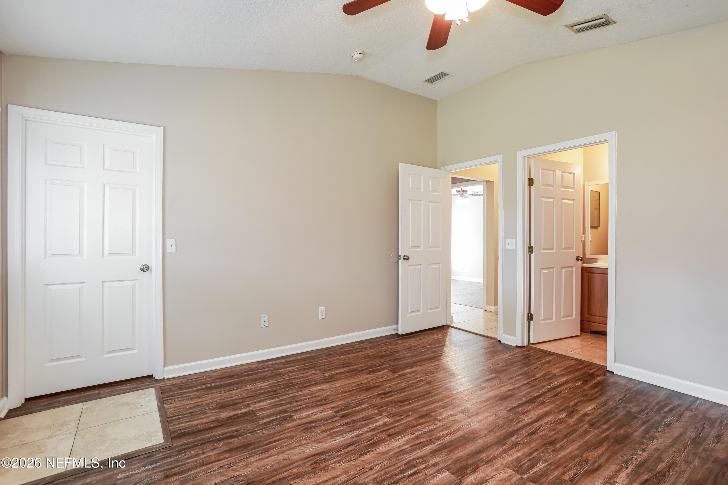 Photo 8 of 628 4TH Avenue S, Jacksonville Beach, FL 32250