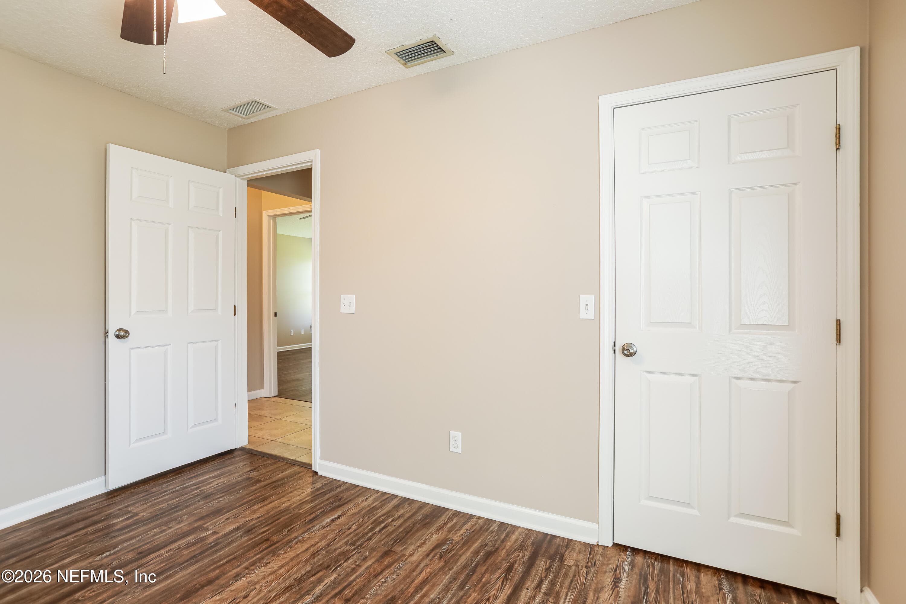 Photo 11 of 628 4TH Avenue S, Jacksonville Beach, FL 32250