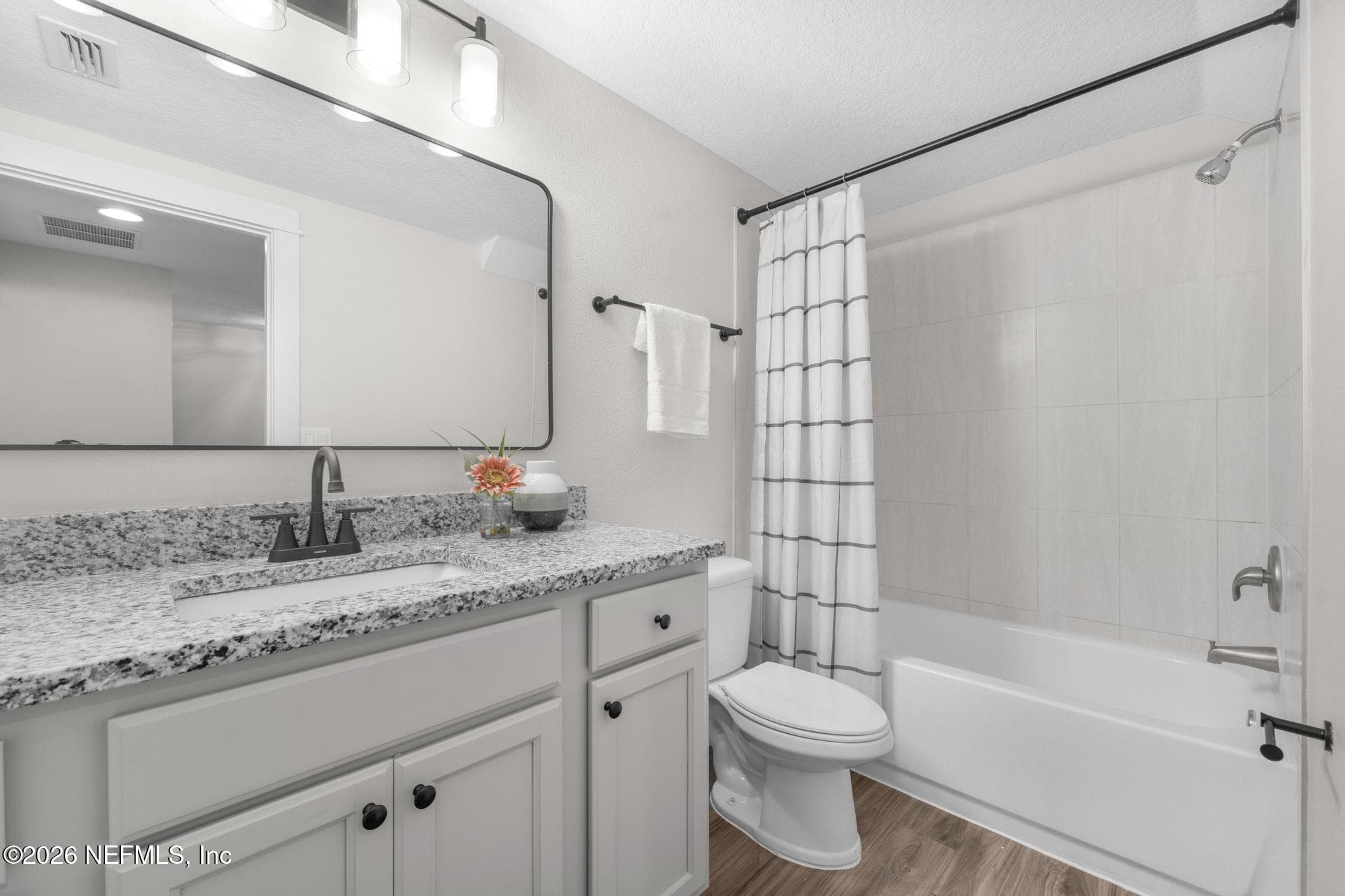 Photo 8 of 408 8TH Street S, Jacksonville Beach, FL 32250