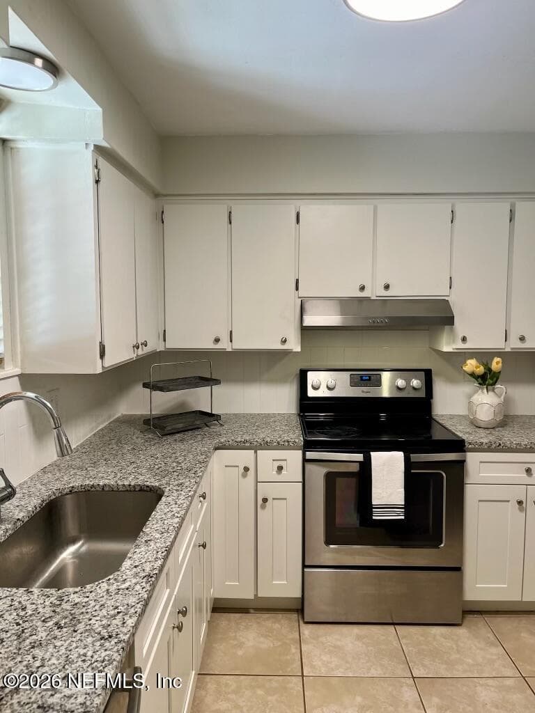 Kitchen — 1716 EL CAMINO Road #3, Jacksonville, FL 32216