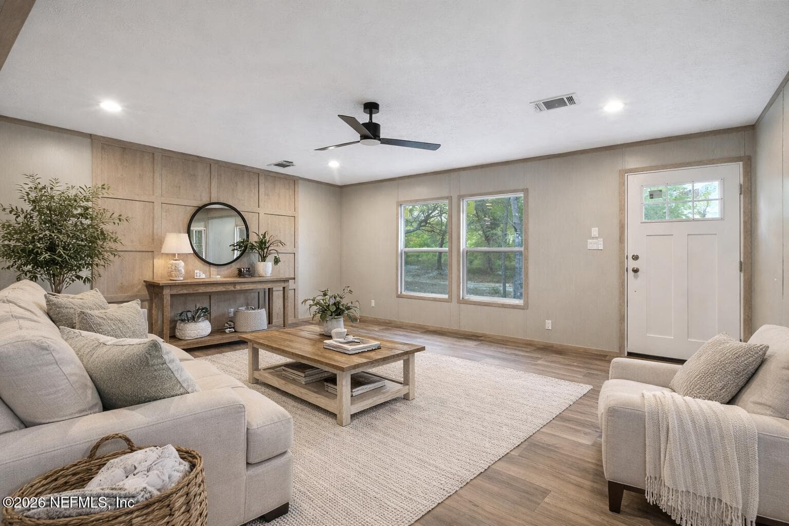 Photo 3 of 6109 CENTER Circle, Keystone Heights, FL 32656