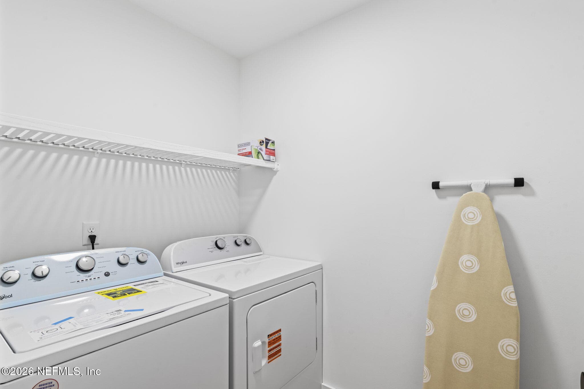 Washer/dryer included — 923 2ND Avenue S, Jacksonville Beach, FL 32250