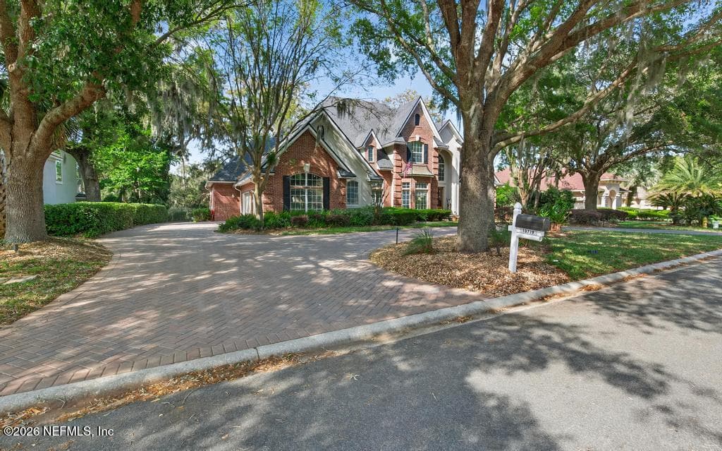 Photo 13 of 13719 SAXON LAKE Drive, Jacksonville, FL 32225