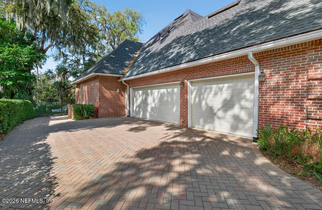 Photo 15 of 13719 SAXON LAKE Drive, Jacksonville, FL 32225