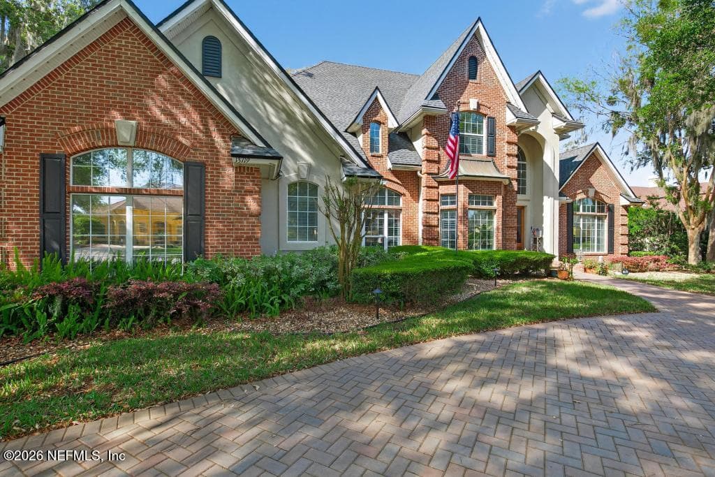 Photo 5 of 13719 SAXON LAKE Drive, Jacksonville, FL 32225