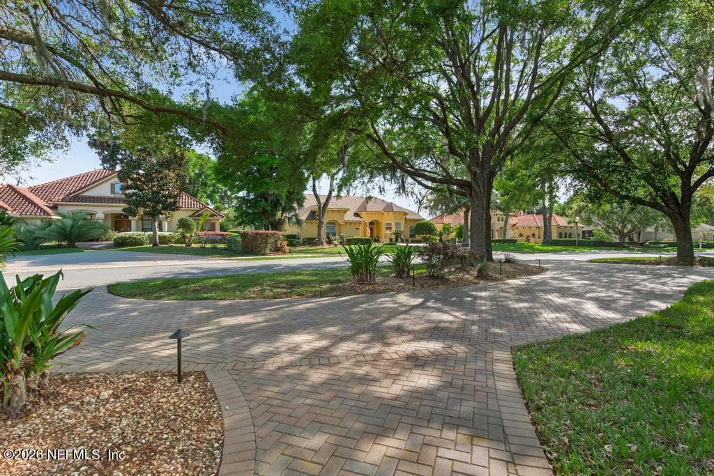 Photo 19 of 13719 SAXON LAKE Drive, Jacksonville, FL 32225