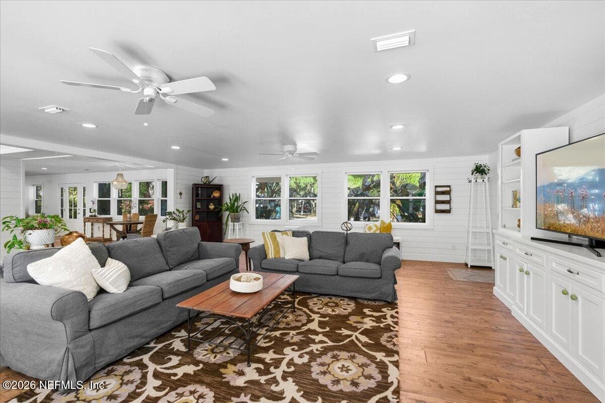 Photo 18 of 830 HAGLER Drive, Neptune Beach, FL 32266