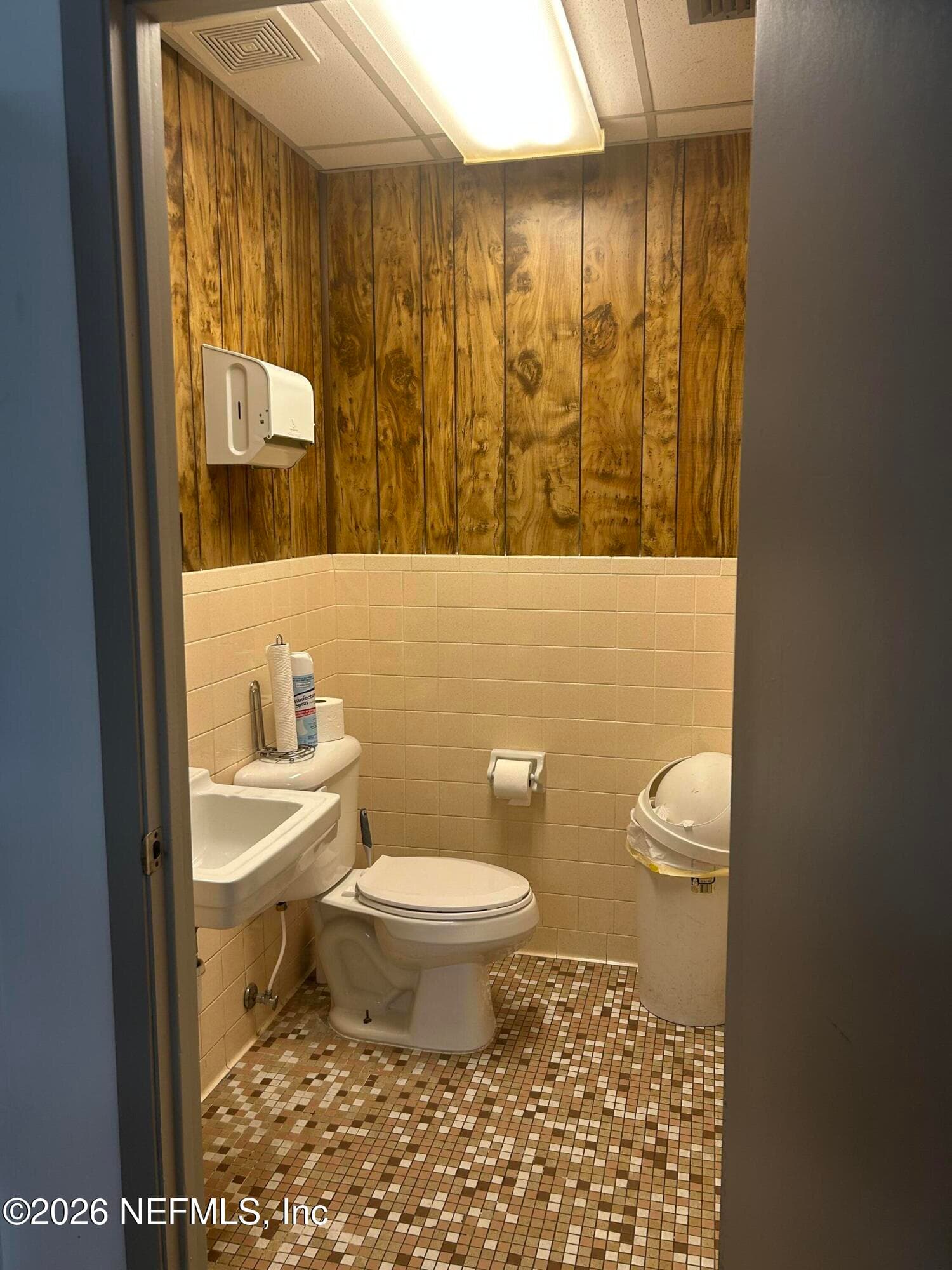Photo 6 of 1605 N TEMPLE Avenue, Starke, FL 32091