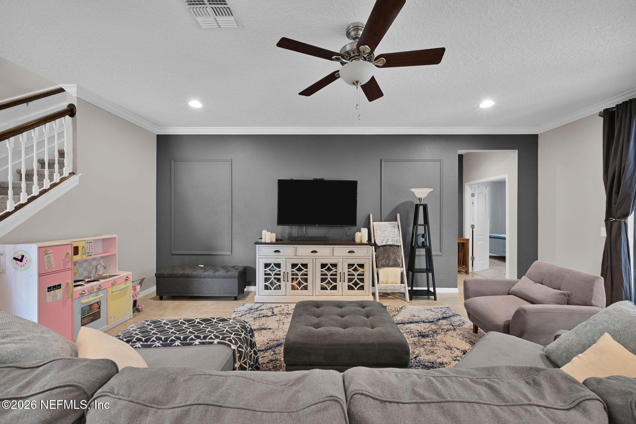 Kitchen overlooks the living room — 212 N ARABELLA Way, St. Johns, FL 32259