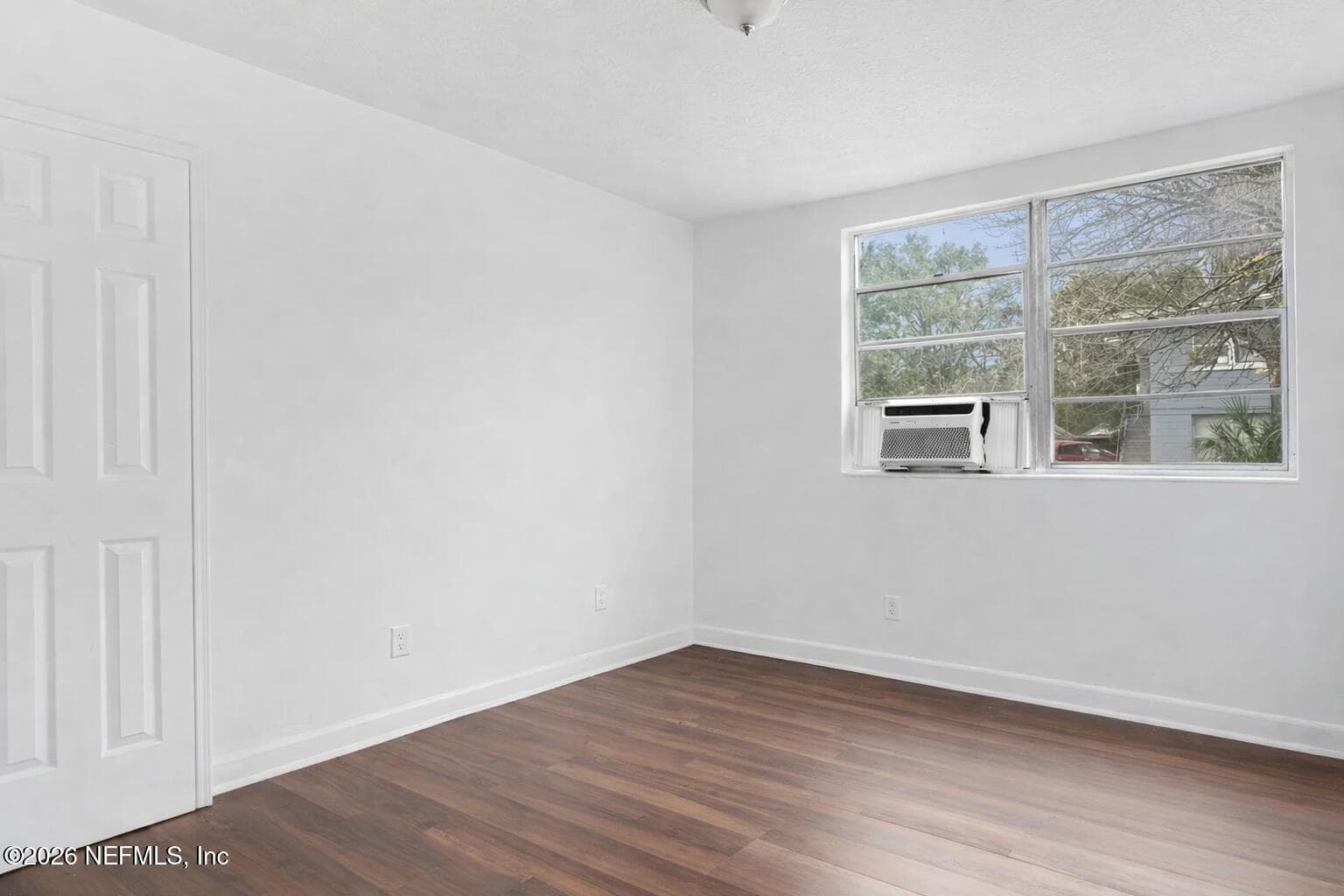 Photo 6 of 1534 MORGAN Street, Jacksonville, FL 32209