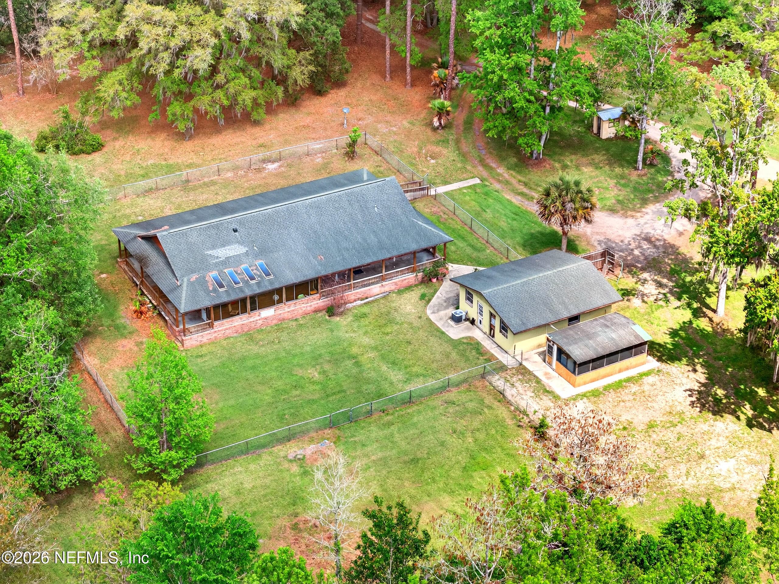 Photo 3 of 43122 PINERIDGE Drive, Callahan, FL 32011
