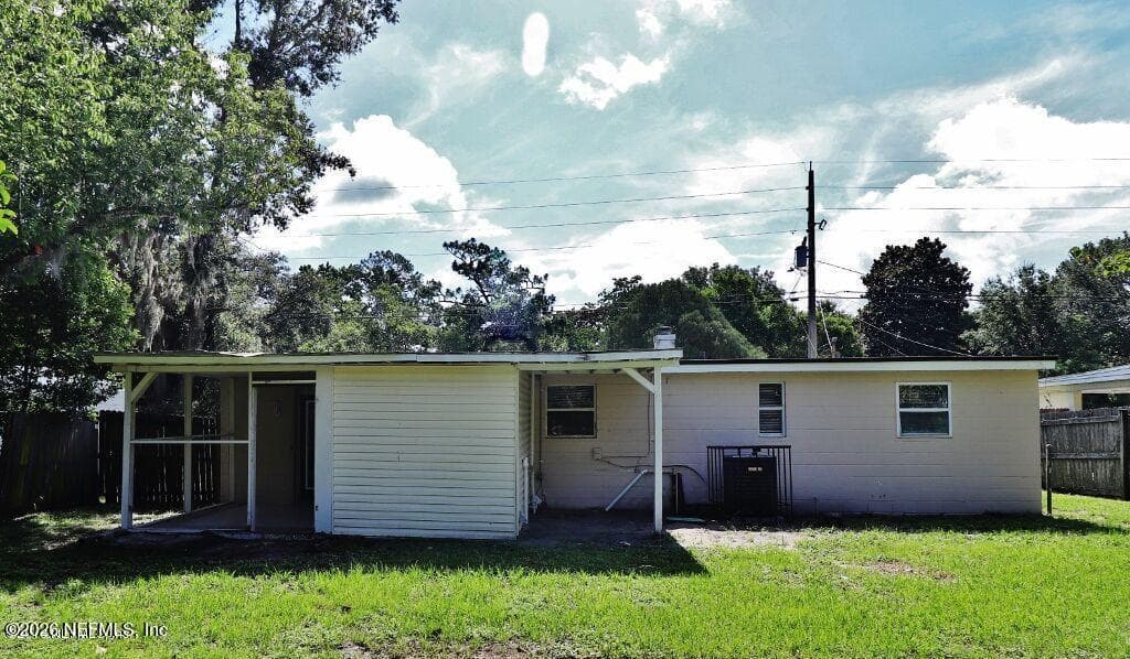 Photo 2 of 10592 HAVERFORD Road, Jacksonville, FL 32218