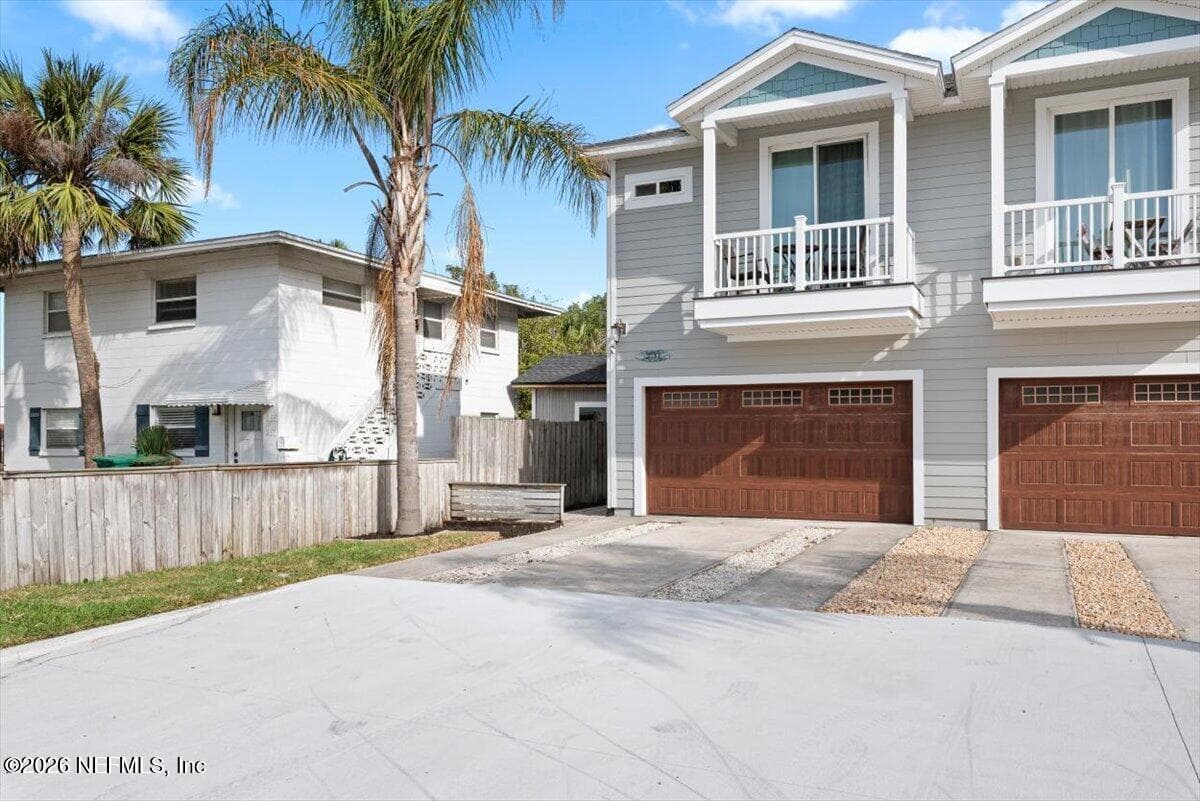 Photo 7 of 231 10TH Avenue S, Jacksonville Beach, FL 32250