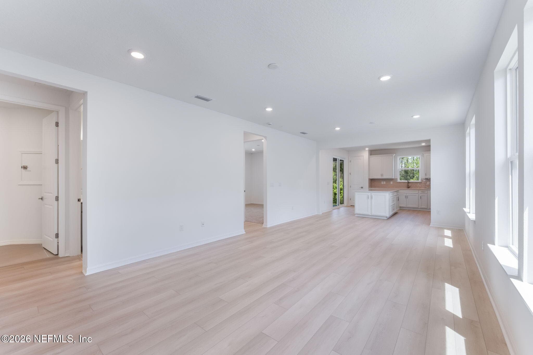 Photo 11 of 614 ECLIPTIC Loop, Yulee, FL 32097
