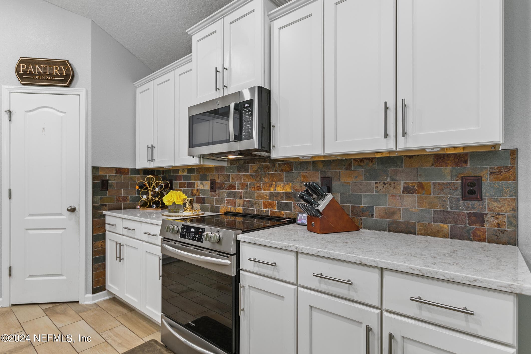 Photo 13 of 306 S HAMILTON SPRINGS Road, St. Augustine, FL 32084