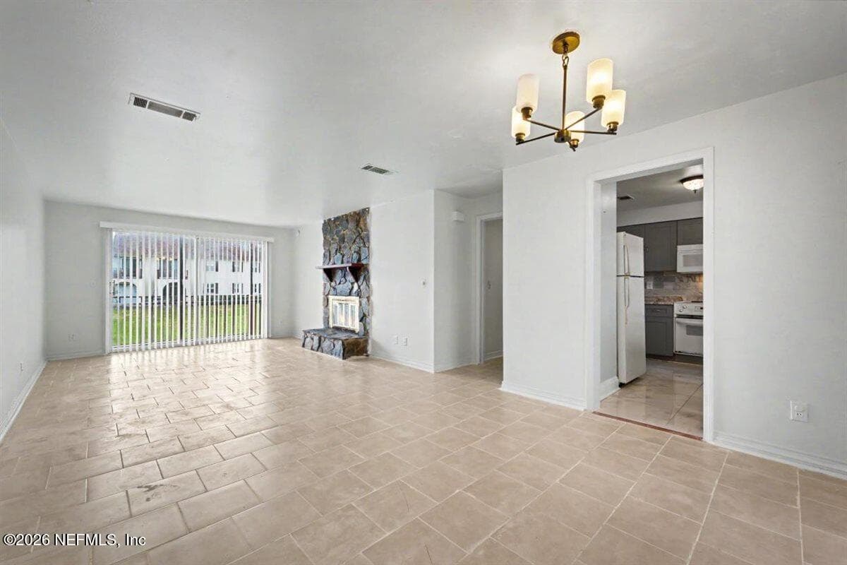 Photo 2 of 1540 EL PRADO Road 4, Jacksonville, FL 32216
