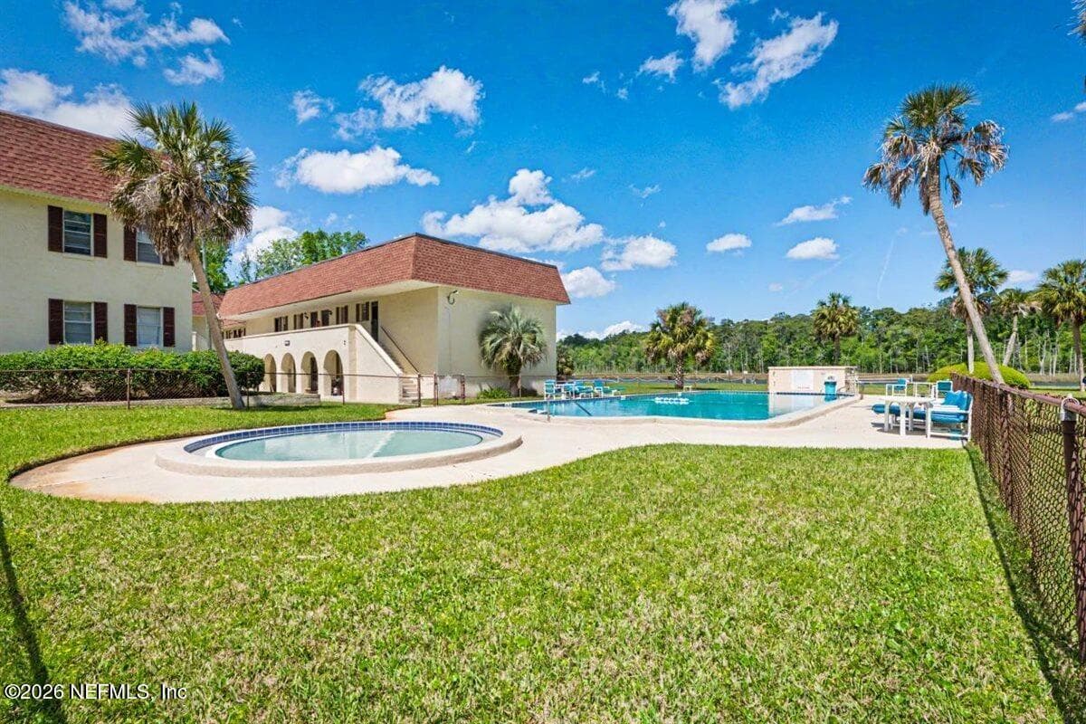 Photo 10 of 1540 EL PRADO Road 4, Jacksonville, FL 32216